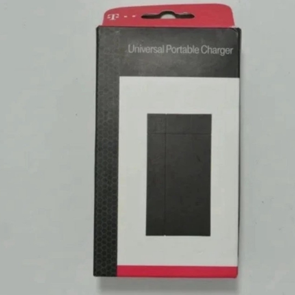 T-Mobile 5000mhPortable Charger in Black